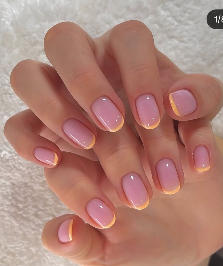 Francesa durazno sobre base rosa glossy
